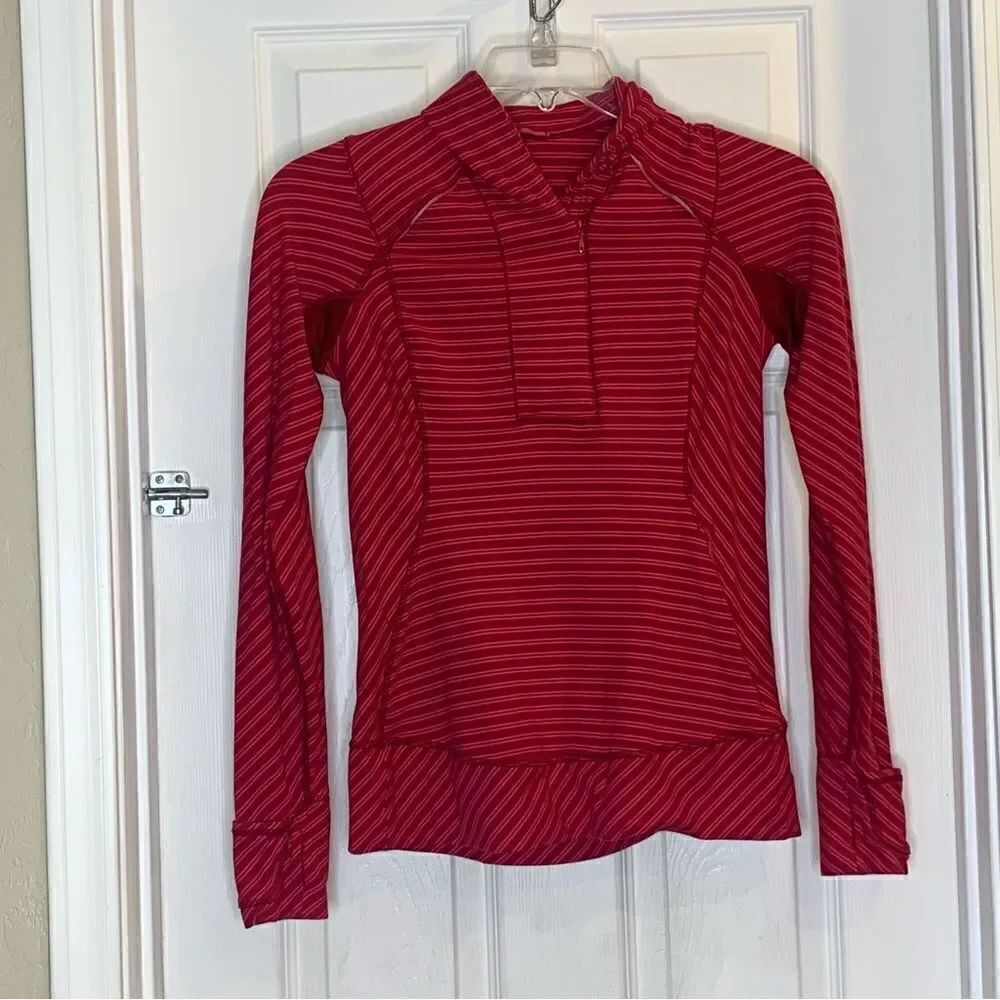 Lululemon Athletica Think Fast Half Zip Pullover Size 8 Deepest Cranberry